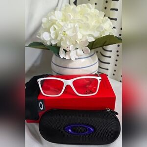 OAKLEY OY8010-0451 | Polished White 51 15 127 | Cartwheel Youth Fit